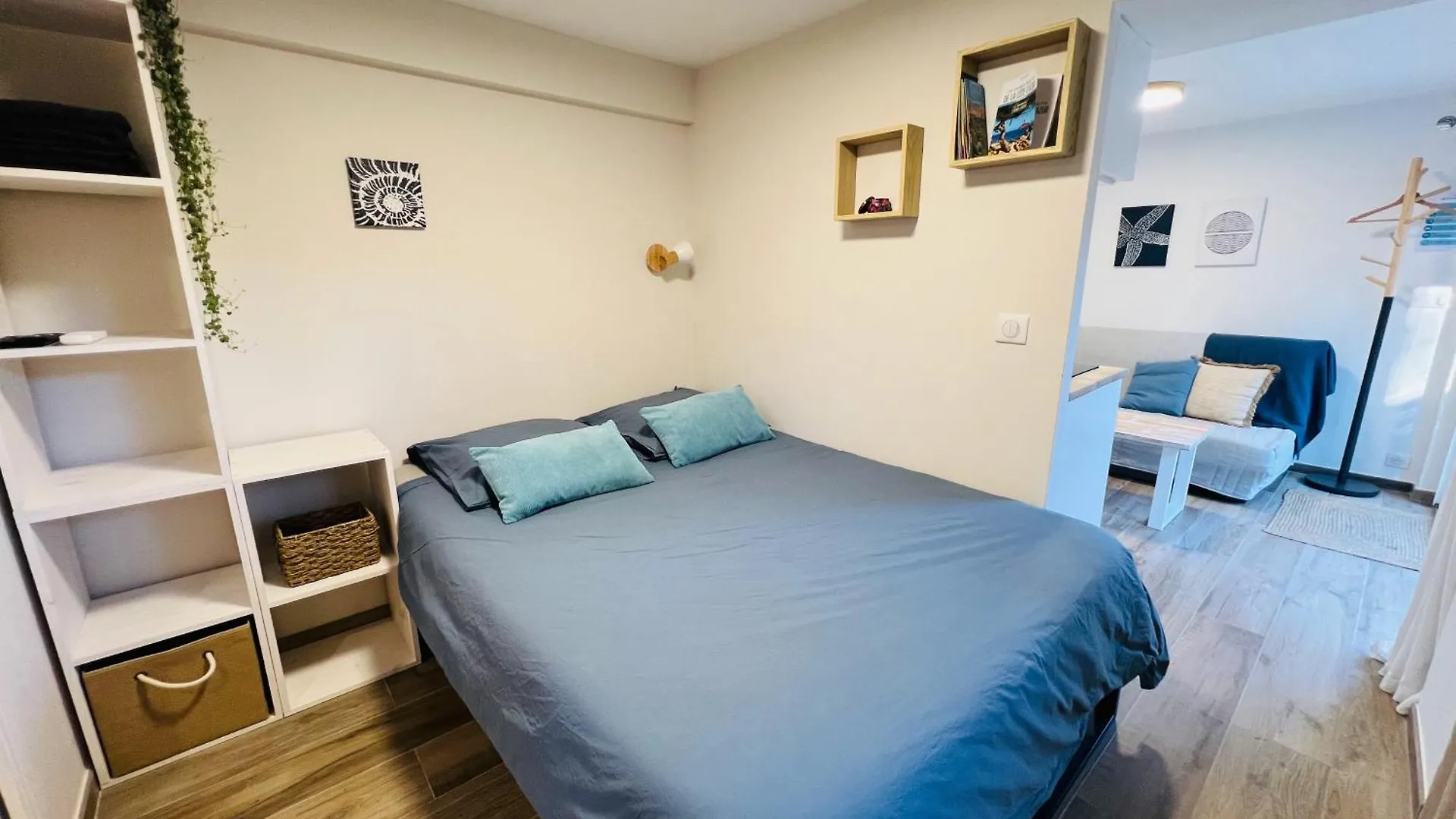 Apartment Studio With Private Car Park And Air Con Valbonne